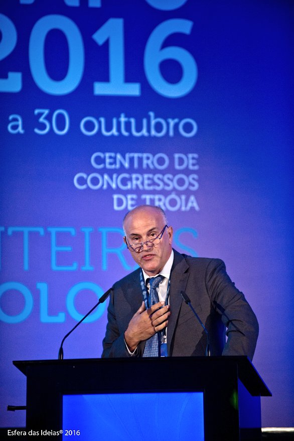 _JF19358
